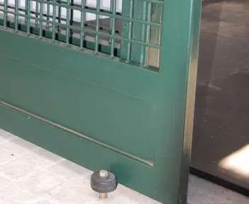 LEE-Stay Roll Door Guide Floor Mounted-5900-093 Distant.webp